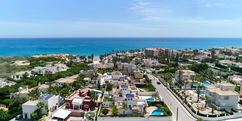 El paraíso del Mediterráneo español: descubre los beneficios de vivir en nuestras propiedades en venta en Costa Blanca